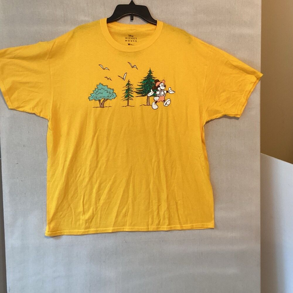 Disney shirt XL wilderness yellow mickey mouse
